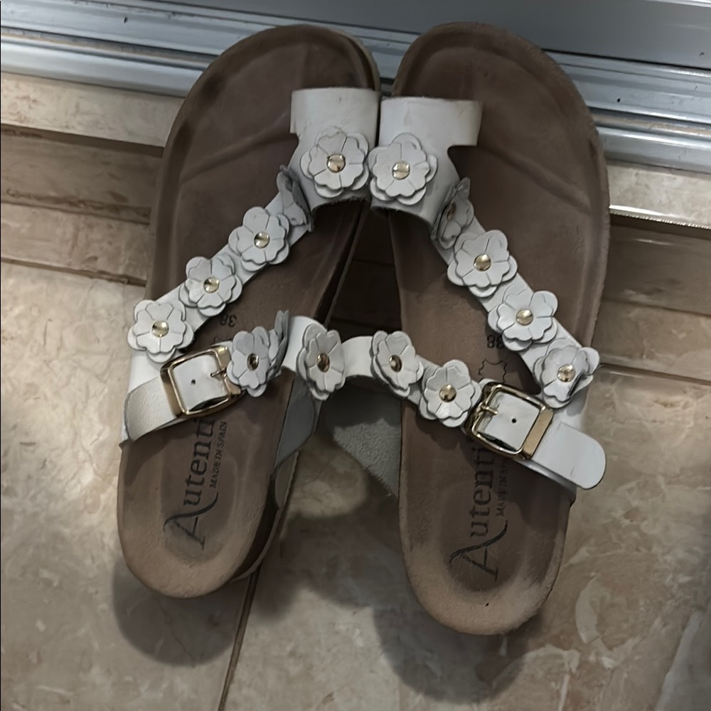 White Floral Toe-Post Sandals